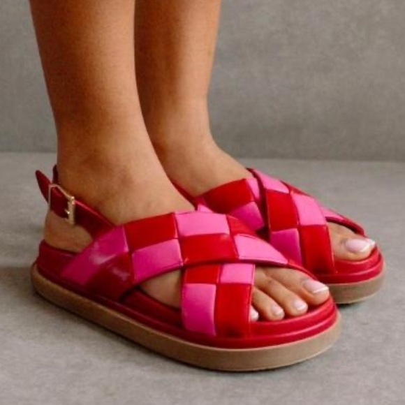 ALOHAS Shoes - Alohas Sandals size 5.5 Marshmallow Checkered Scacchi Leather Barbie Pink Chunky